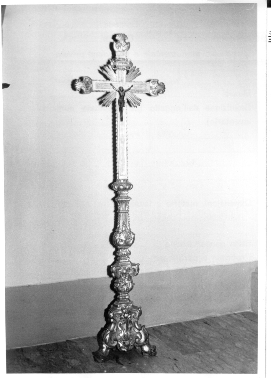 Cristo crocifisso (croce d'altare, opera isolata) - bottega Italia centrale (sec. XVIII)