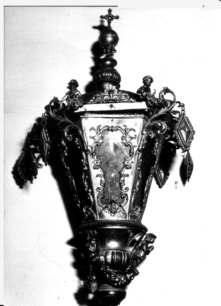 lanterna processionale, coppia - produzione Italia settentrionale (primo quarto sec. XX)