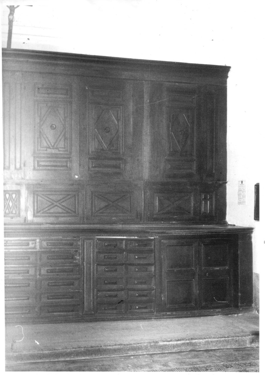 armadio da sacrestia, opera isolata - bottega Italia centrale (seconda metà sec. XVI)