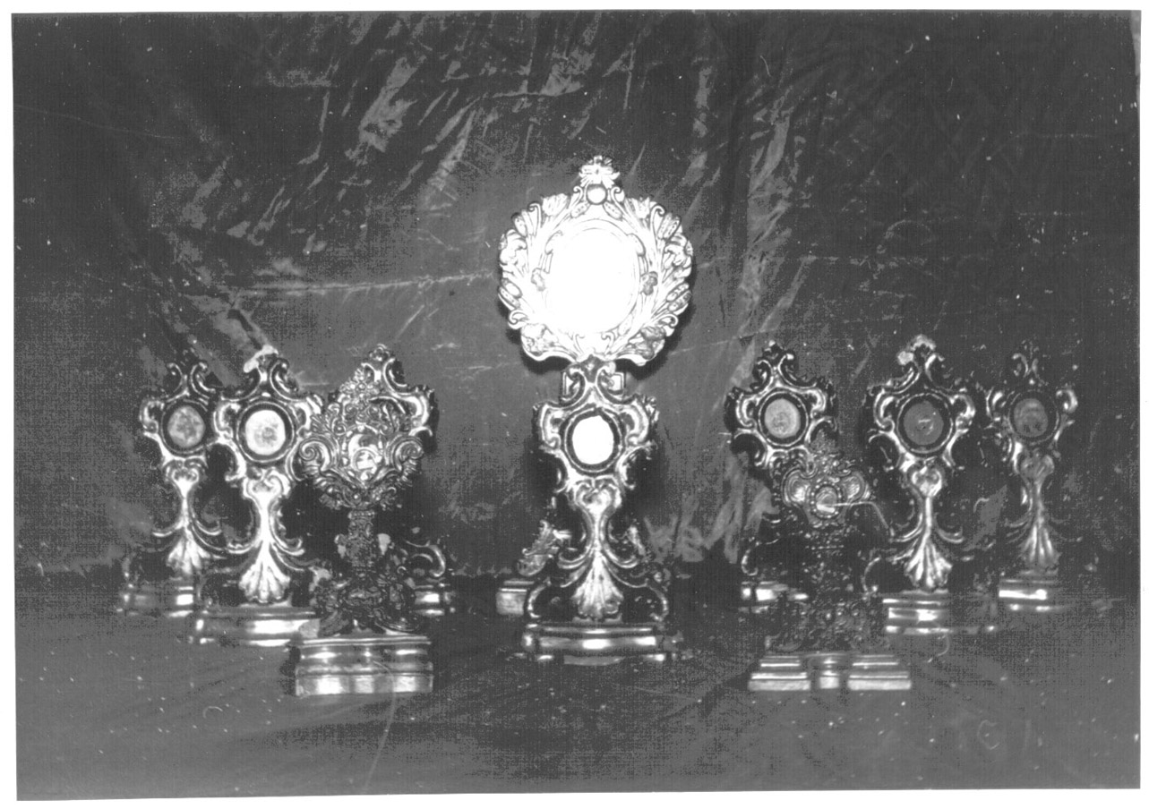 reliquiario - a ostensorio, serie - bottega Italia centrale (prima metà sec. XVIII)