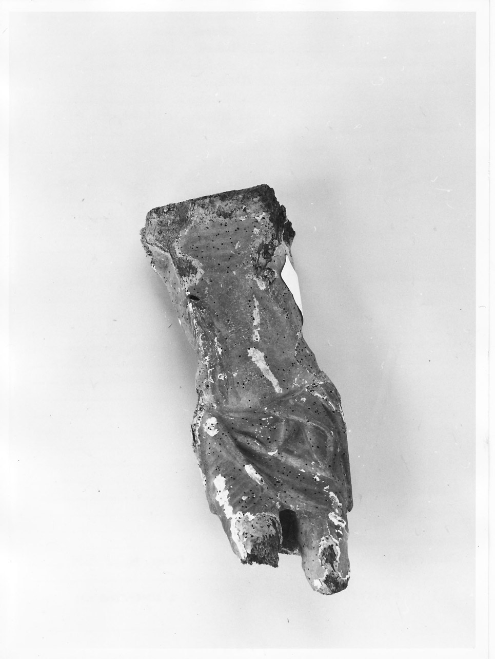 Cristo crocifisso (statua, frammento) - bottega Italia centrale (sec. XVII)