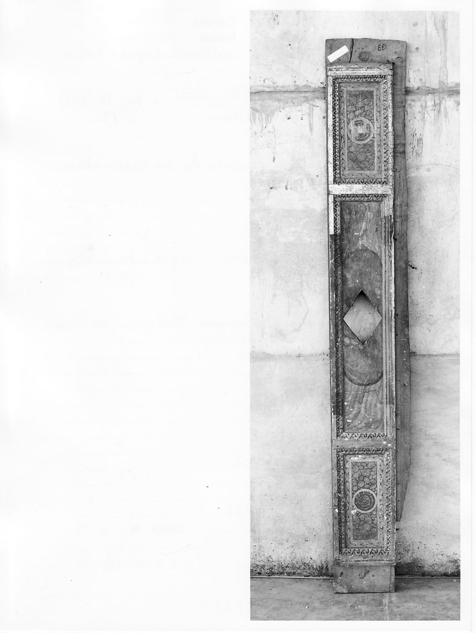 decorazione plastica, frammento - bottega Italia centrale (sec. XVII)