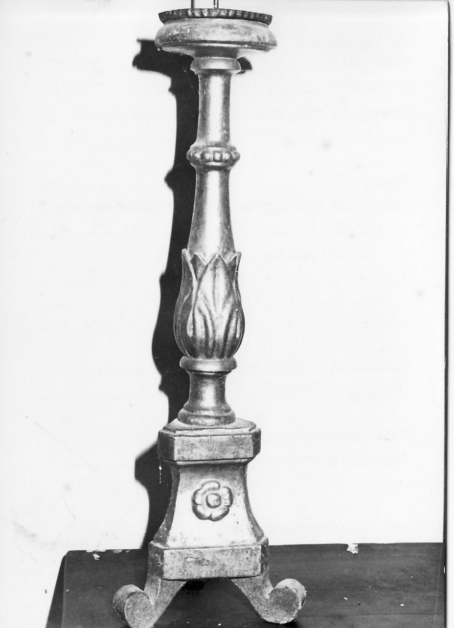 candeliere d'altare, serie - bottega Italia centrale (seconda metà sec. XVIII)