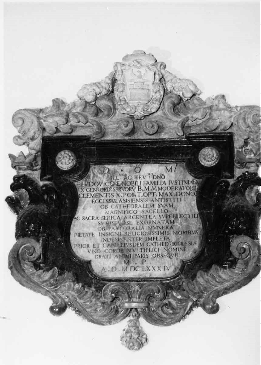 lapide commemorativa, insieme - bottega umbra (sec. XVII)