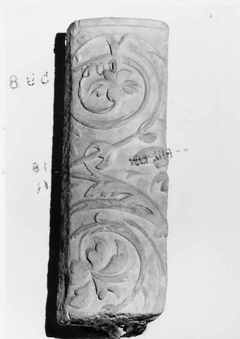 colonna, opera isolata - bottega italiana (sec. XVI)