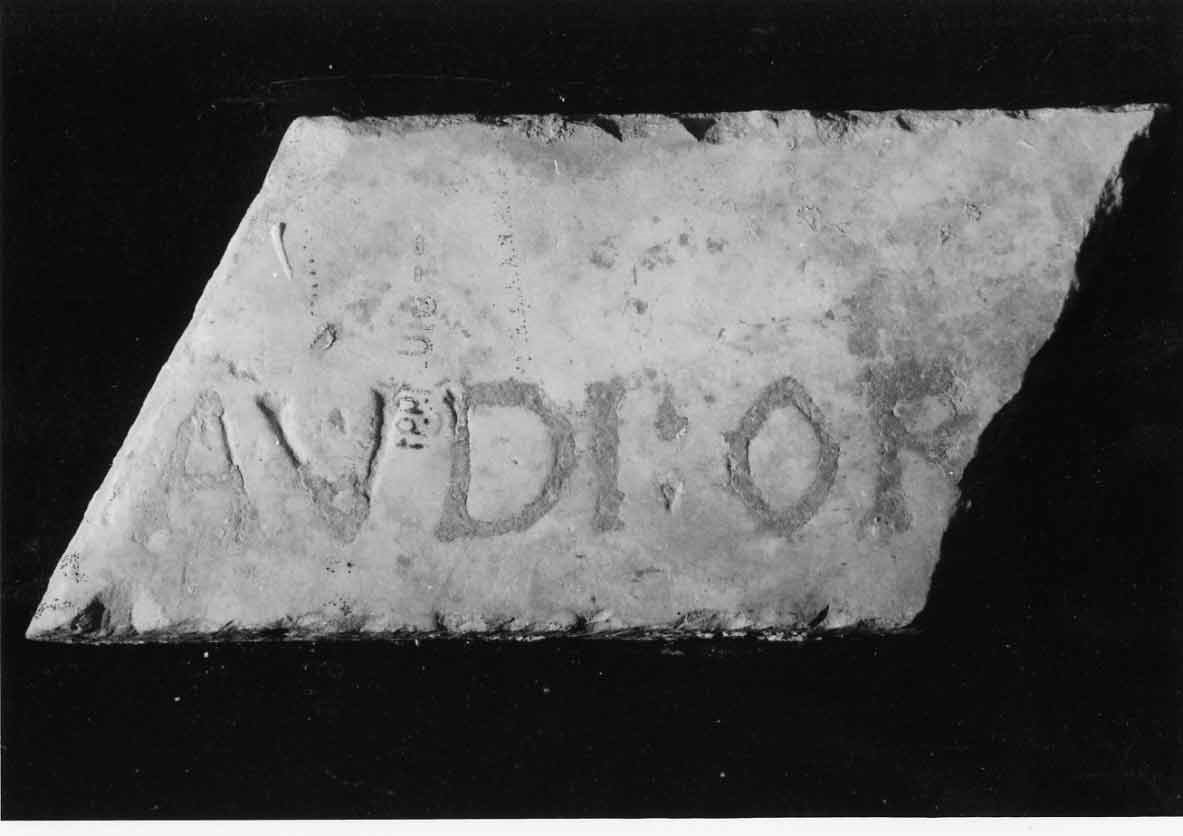 lastra, opera isolata - bottega italiana (secc. III/ IV)