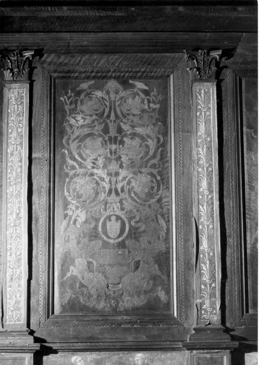 motivi decorativi a volute (pilastrino, frammento) - bottega italiana (metà sec. IX)