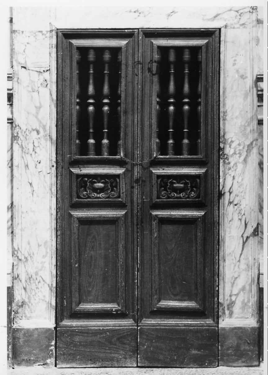 porta - a due battenti, opera isolata - bottega italiana (metà sec. XVII)