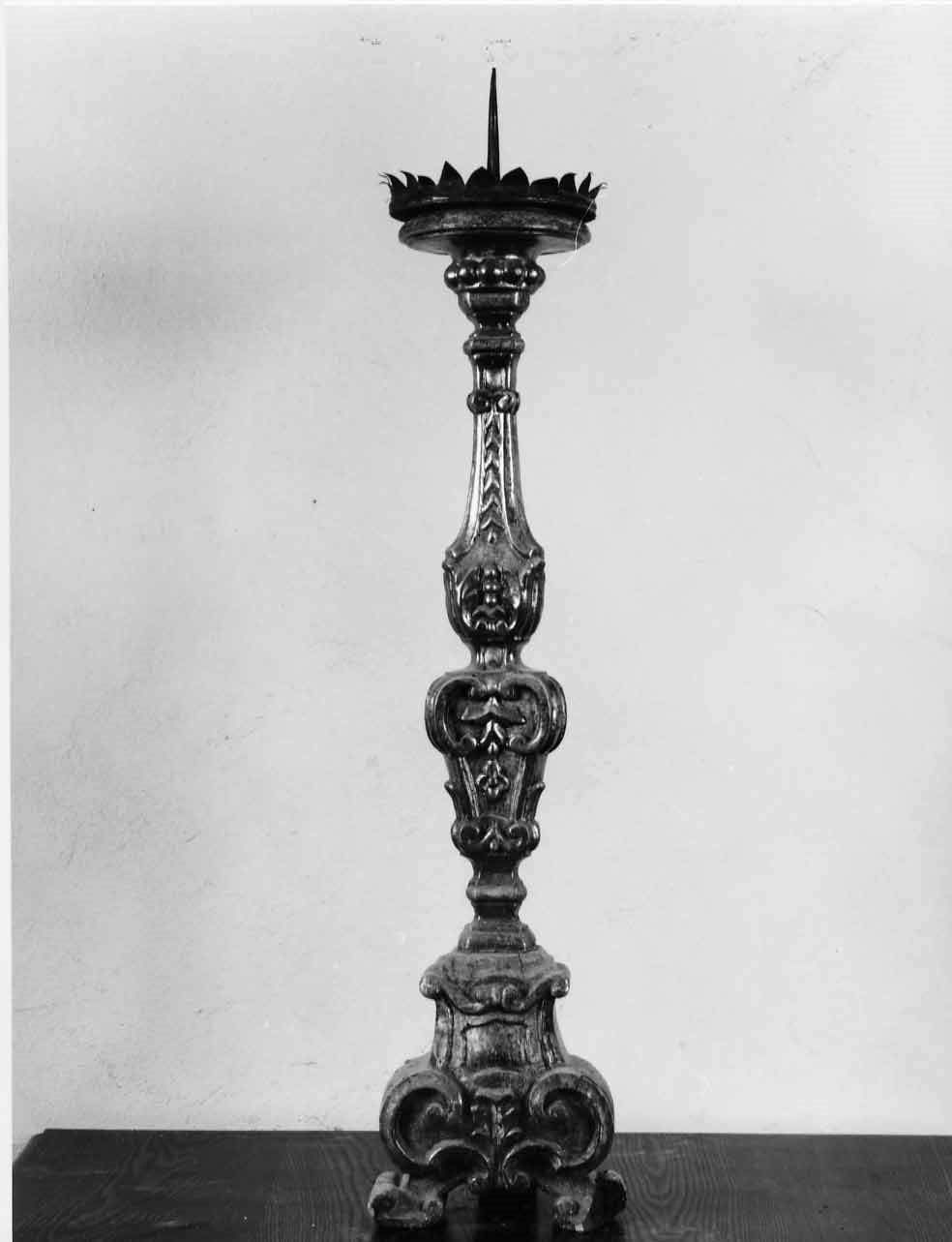 candeliere, opera isolata - bottega italiana (sec. XVII)