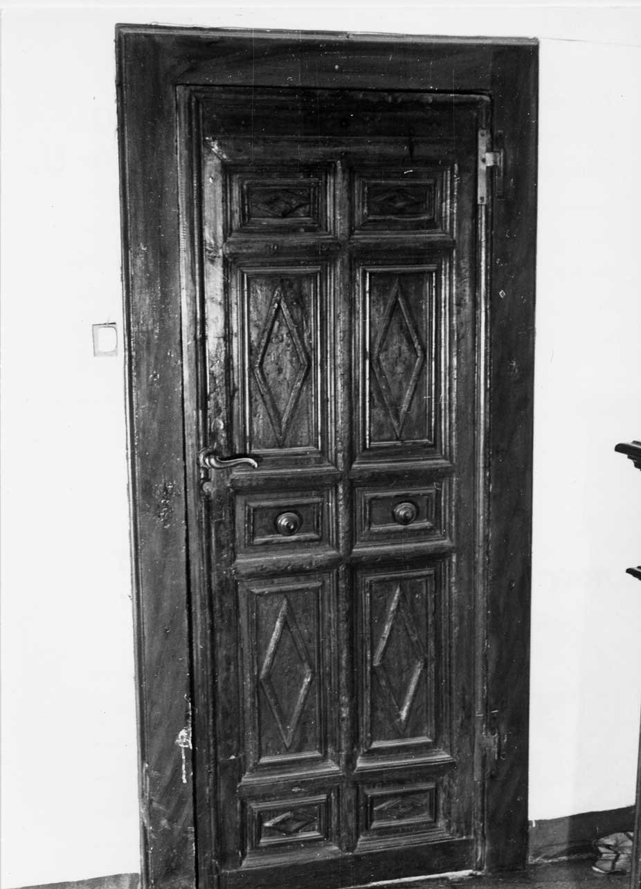 decorazione plastico-architettonica, opera isolata - bottega Italia centrale (sec. XVII)