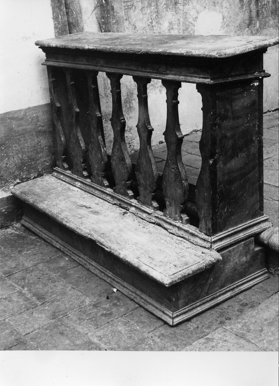 inginocchiatoio, opera isolata - bottega Italia centrale (sec. XVIII)