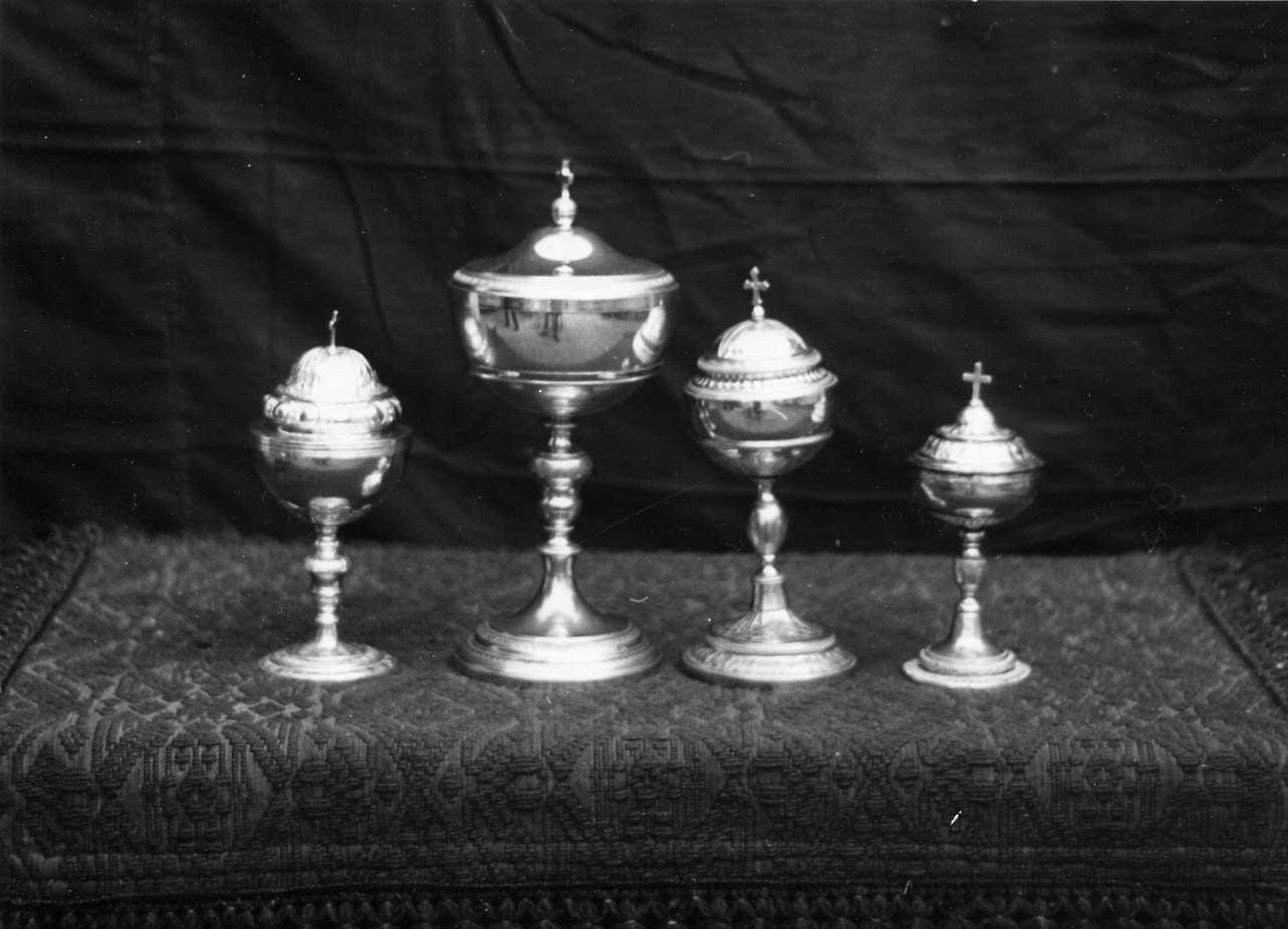 pisside, opera isolata - bottega Italia centrale (sec. XIX)