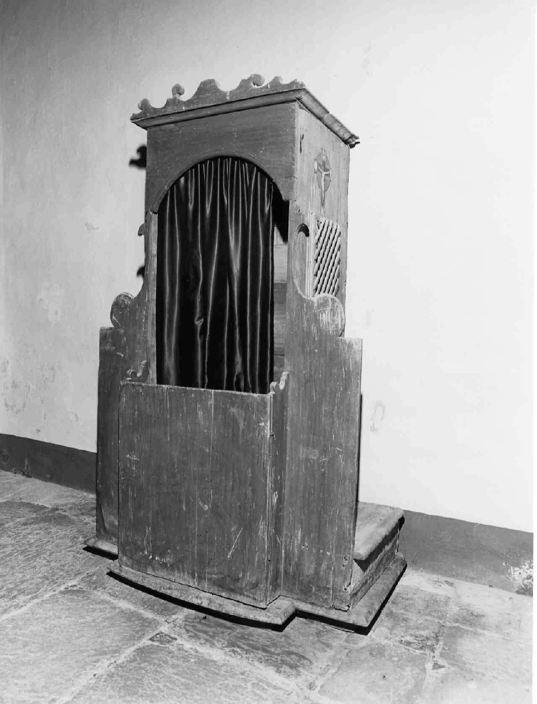 confessionale, opera isolata - bottega umbra (fine sec. XIX)