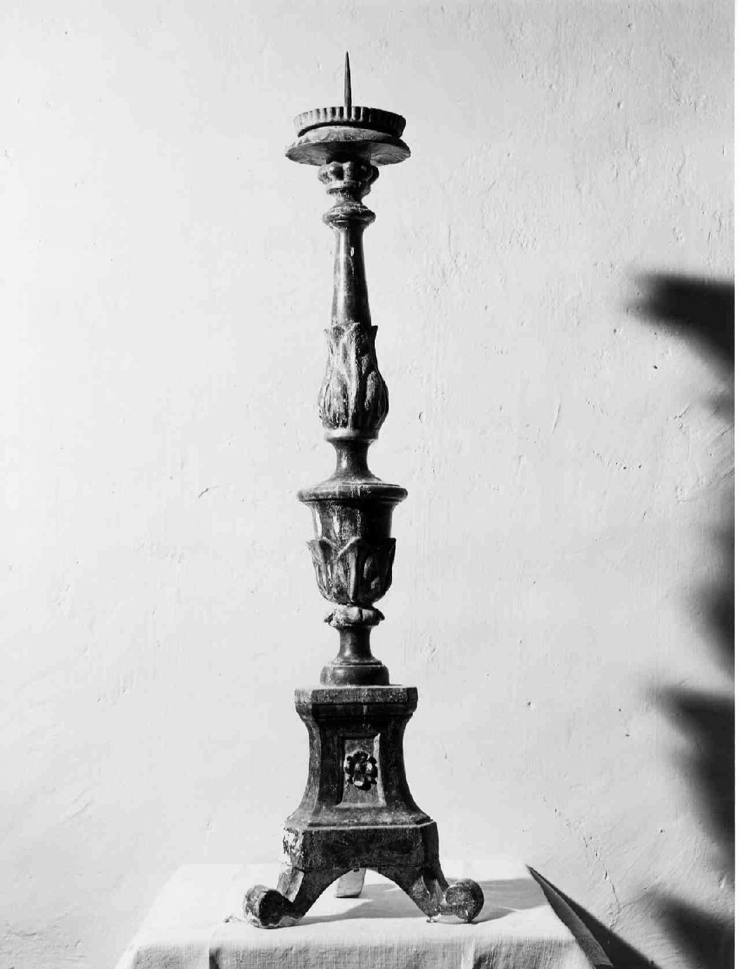 candelabro, serie - bottega umbra (seconda metà sec. XIX)
