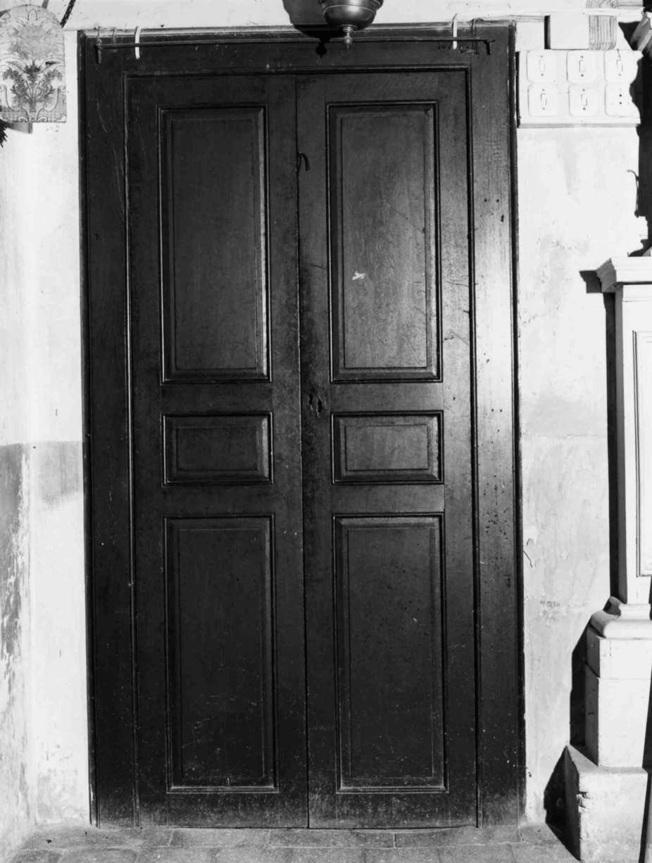 porta - a due battenti, serie - bottega umbra (secc. XIX/ XX)