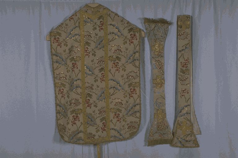 motivi decorativi vegetali (paramento liturgico, insieme) - manifattura italiana (ultimo quarto sec. XVII)