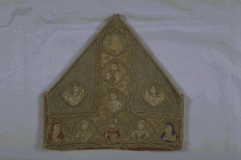 mitria, elemento d'insieme - manifattura Italia centrale (prima metà sec. XIV)