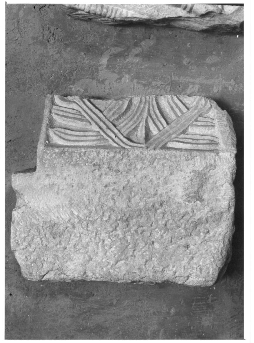 rilievo, frammento - bottega italiana (secc. VIII/ IX)