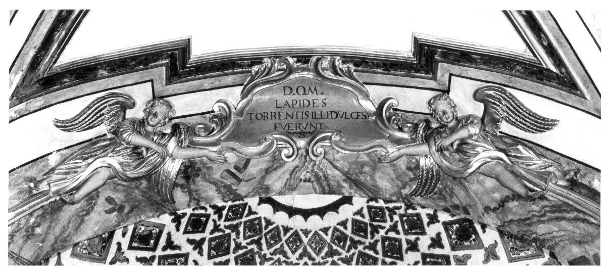 angeli reggicartiglio (decorazione plastica) - bottega umbra (metà sec. XVIII)