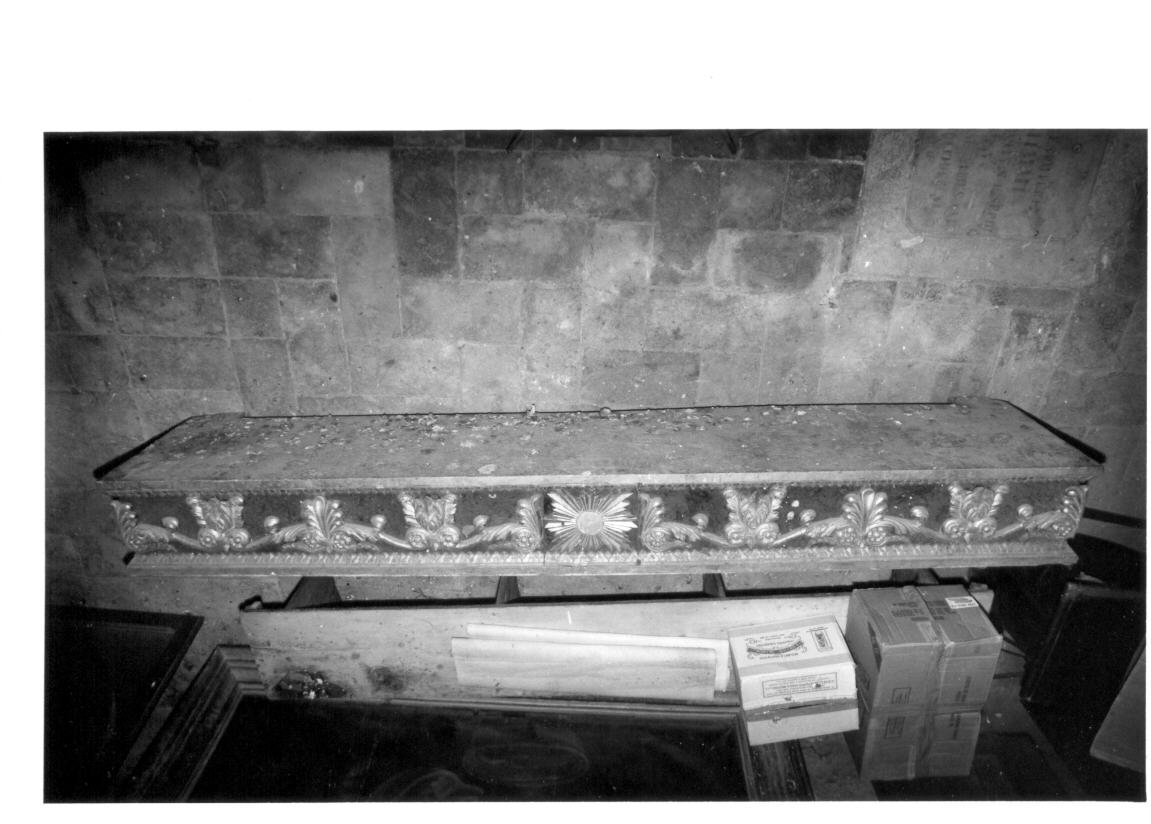 gradino d'altare di Olivelli Francesco, Bardivini Sinfonio (terzo quarto sec. XIX)