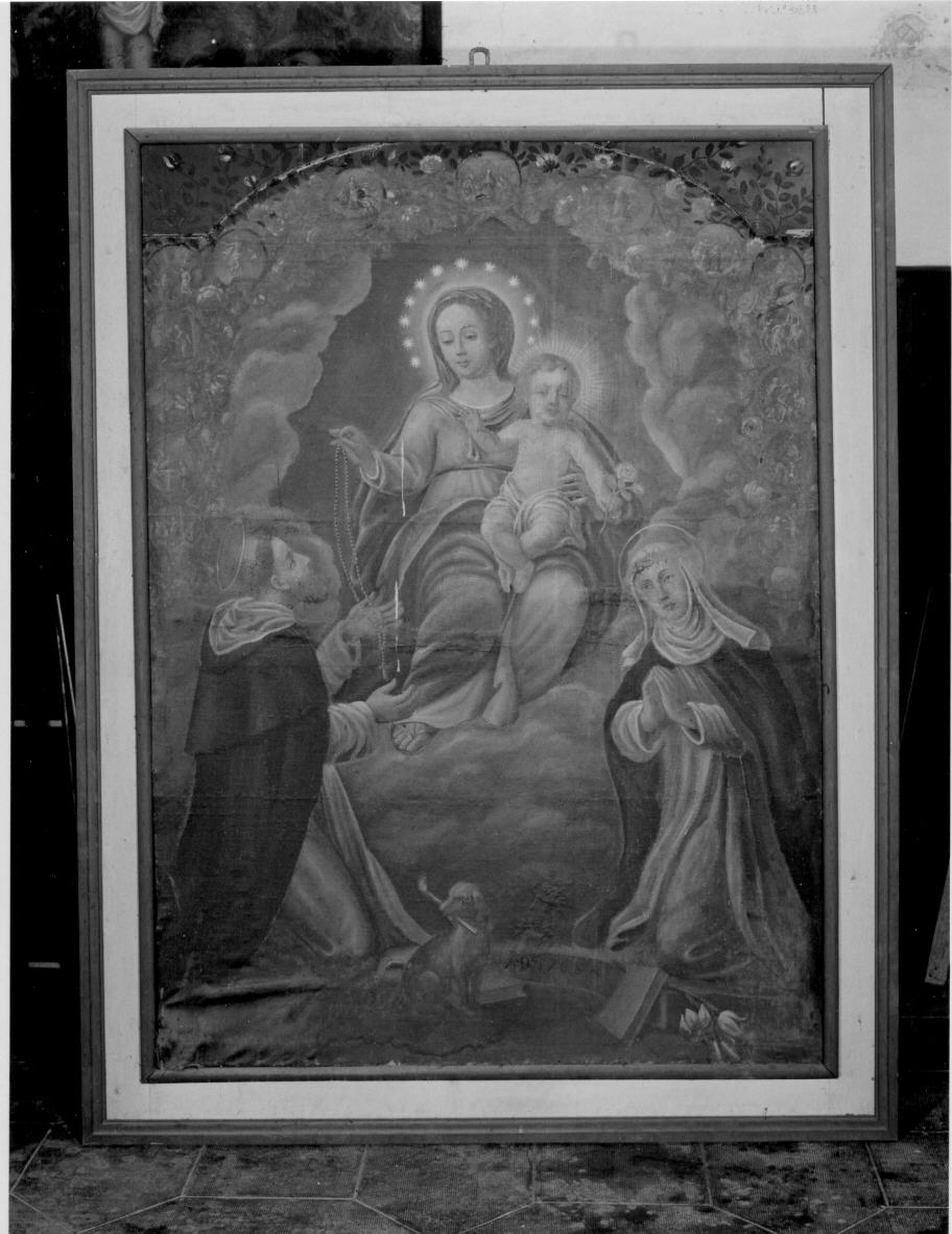 Madonna del Rosario con San Domenico, Santa Caterina da Siena e misteri del rosario (dipinto, opera isolata) - ambito italiano (sec. XVIII)