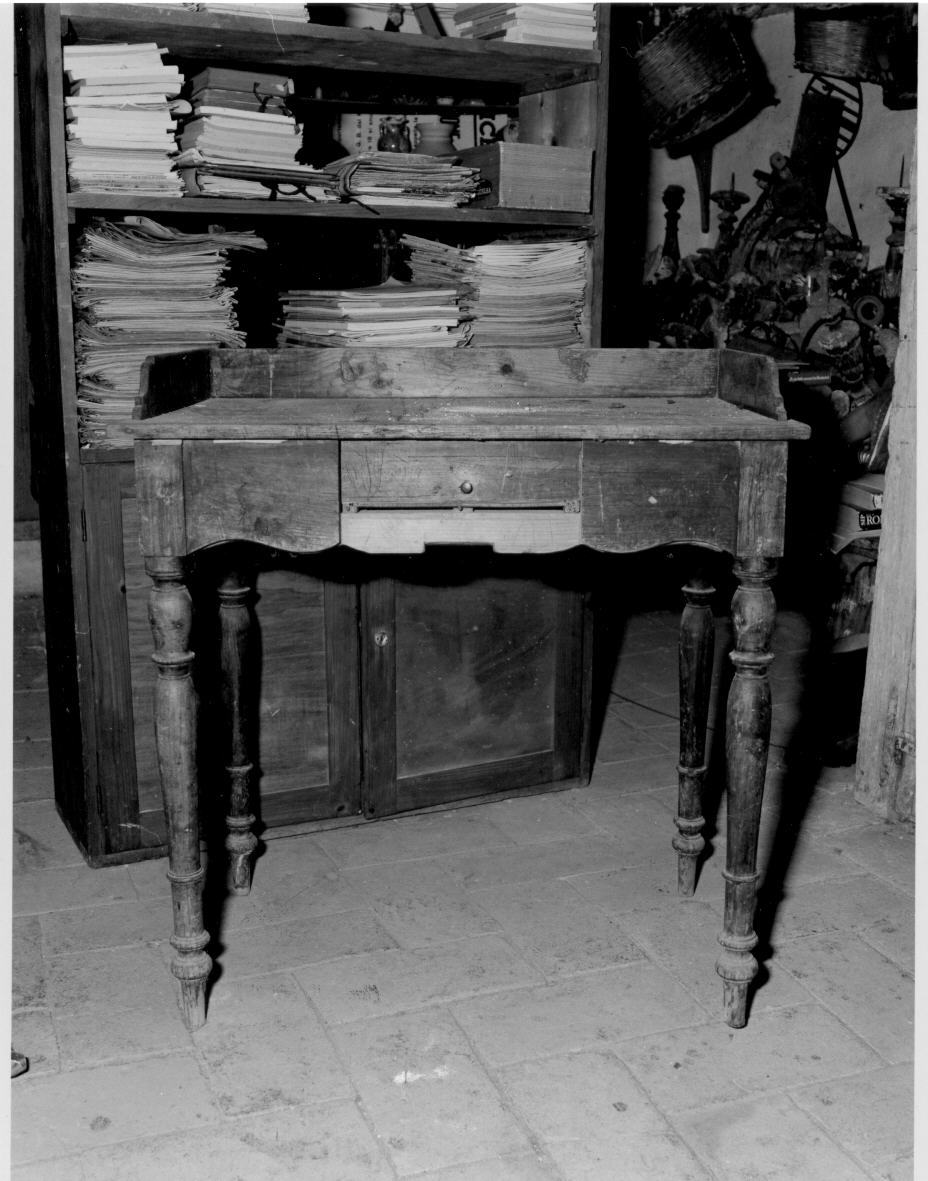 scrittoio - bottega umbra (fine sec. XVIII)