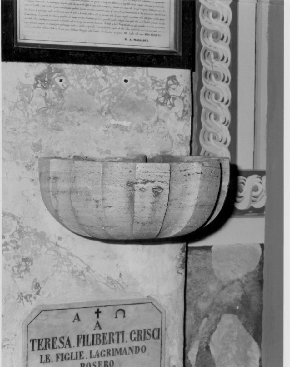 acquasantiera da parete, opera isolata - bottega umbra (sec. XVII)