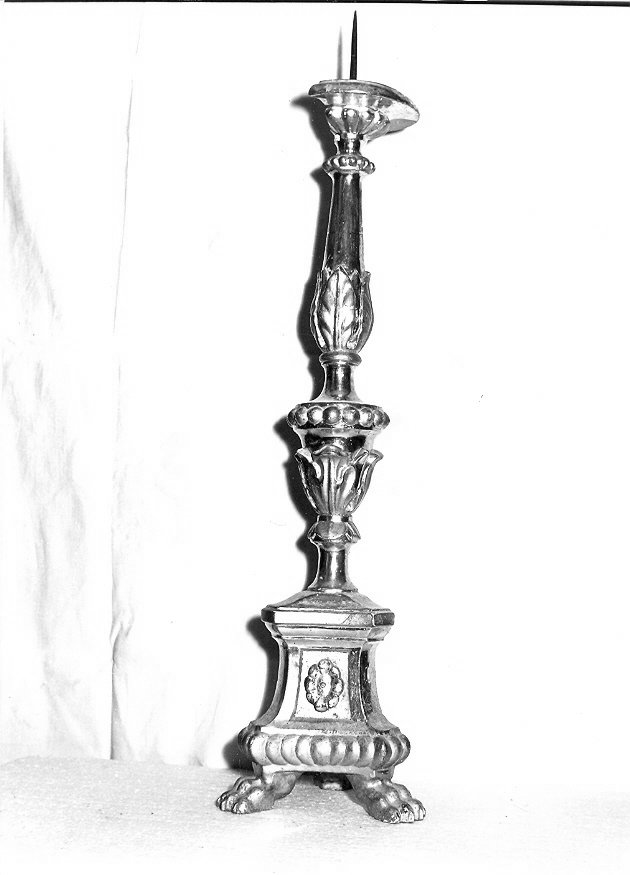 candeliere, opera isolata - bottega umbra (sec. XIX)