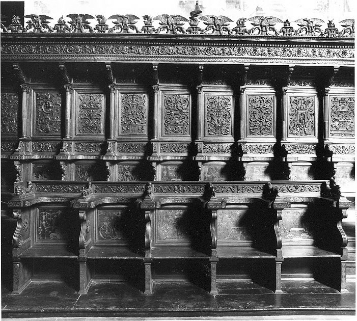 stalli del coro, elemento d'insieme di Di Antoniolo Zambelli Stefano (e aiuti) (sec. XVI)
