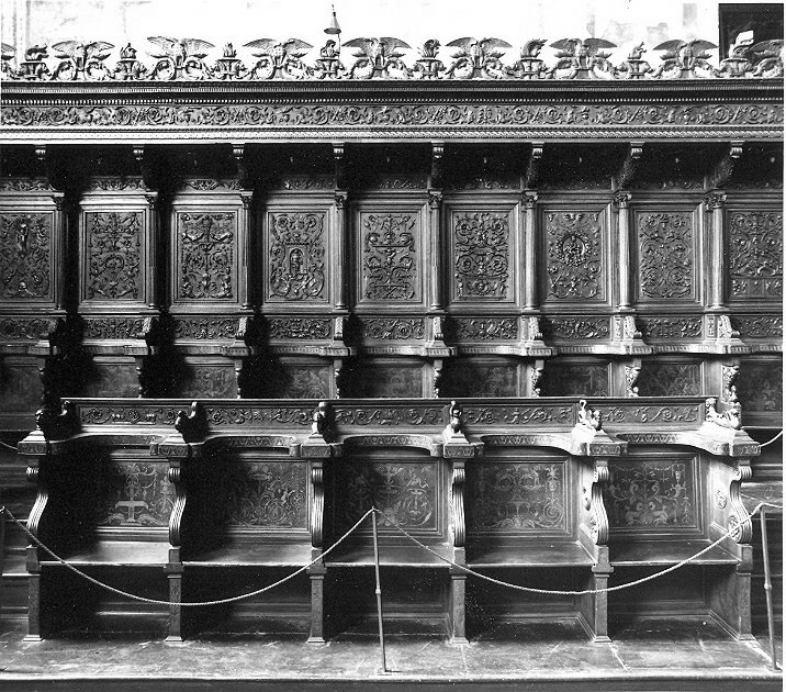 stalli del coro, elemento d'insieme di Di Antoniolo Zambelli Stefano (e aiuti) (sec. XVI)