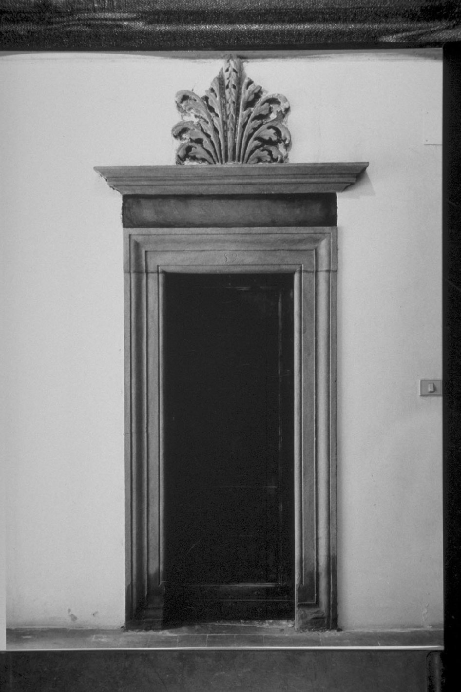 portale, opera isolata - bottega toscana (secc. XV/ XVI)