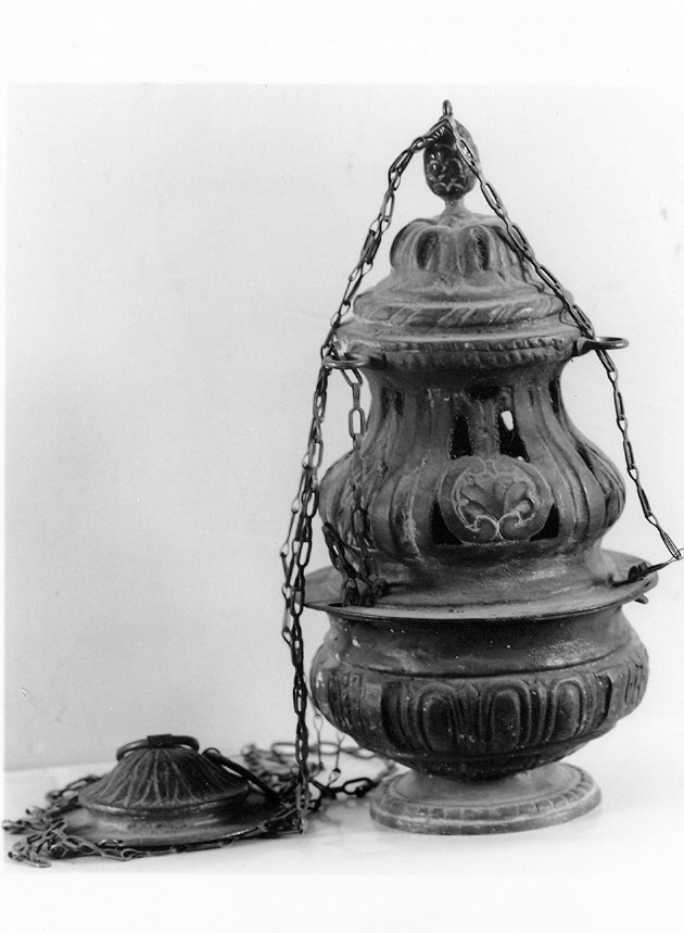 turibolo - a corpo sferico, opera isolata - bottega umbra (prima metà sec. XVIII)