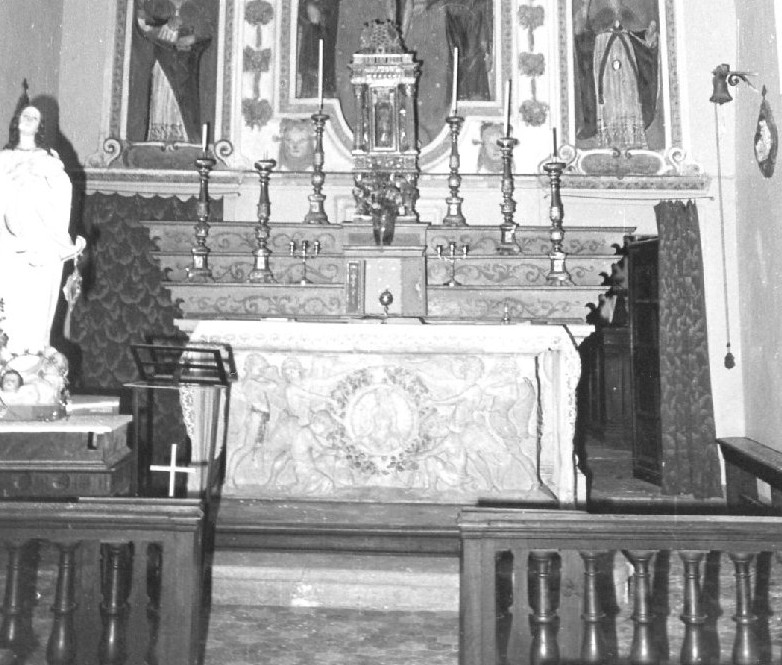 Cristo in pietà e angeli (paliotto, elemento d'insieme) - manifattura umbra (sec. XIX)