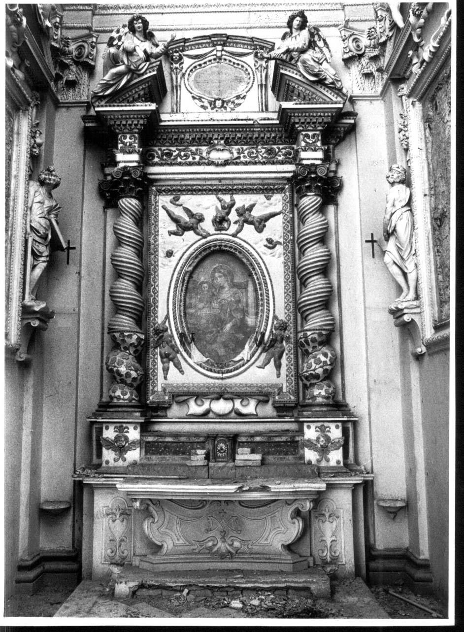 altare maggiore, elemento d'insieme di Allegrucci Palmerino (attribuito), Guidangeli Marco (attribuito), Guidangeli Paolo (attribuito), Caminoni Francesco (attribuito) (metà sec. XVII)