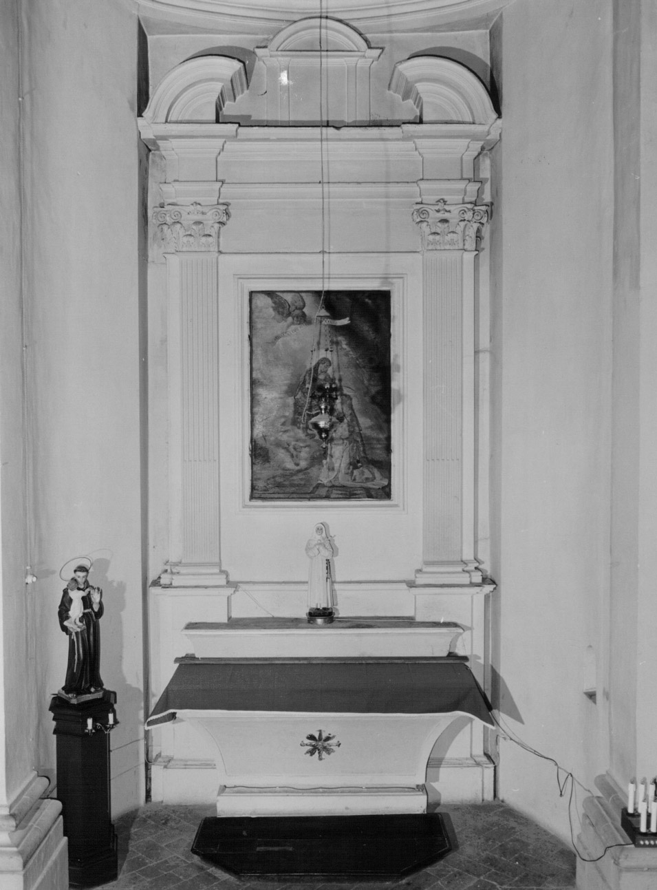 mostra d'altare, complesso decorativo - bottega Italia centrale (inizio sec. XIX)