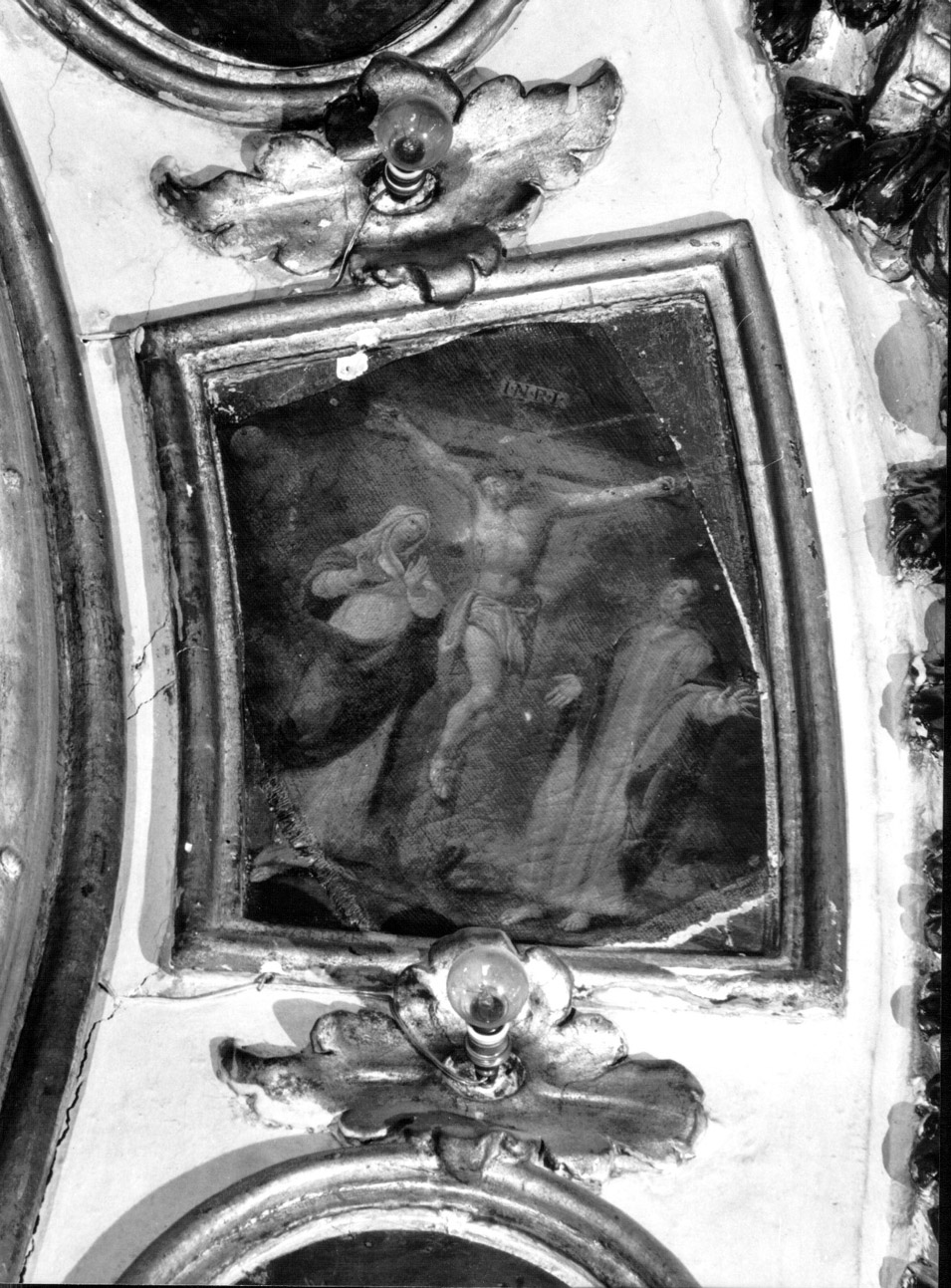 crocifissione di Cristo con la Madonna, San Giovanni Evangelista, Stephaton e Longino (dipinto, complesso decorativo) di Reposati Giuseppe (terzo quarto sec. XVIII)