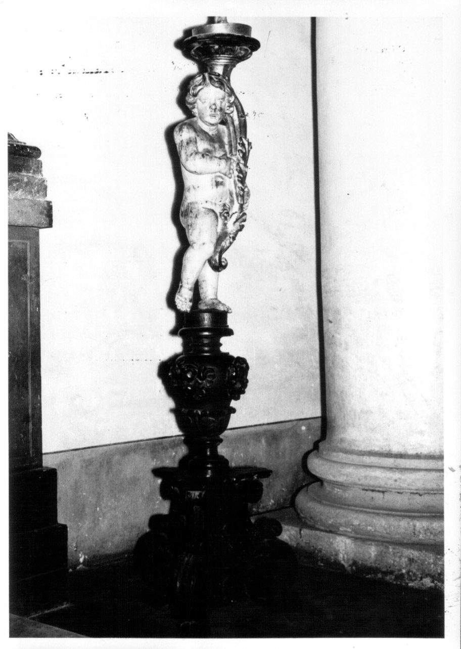 angelo reggicandelabro (candelabro - a statua, coppia) - bottega Italia centrale (sec. XVI)