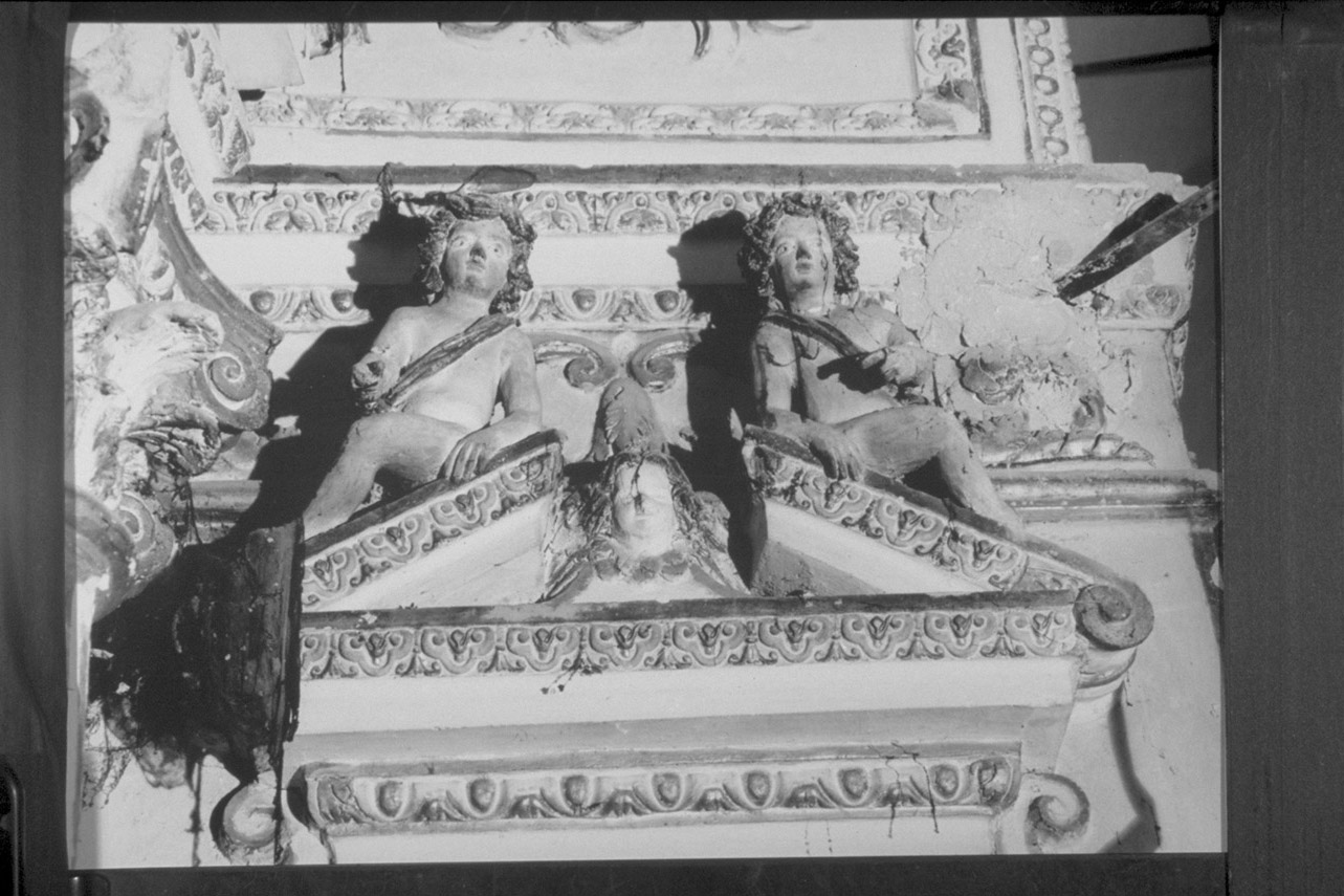 putti (rilievo, coppia) - bottega eugubina (prima metà sec. XVII)