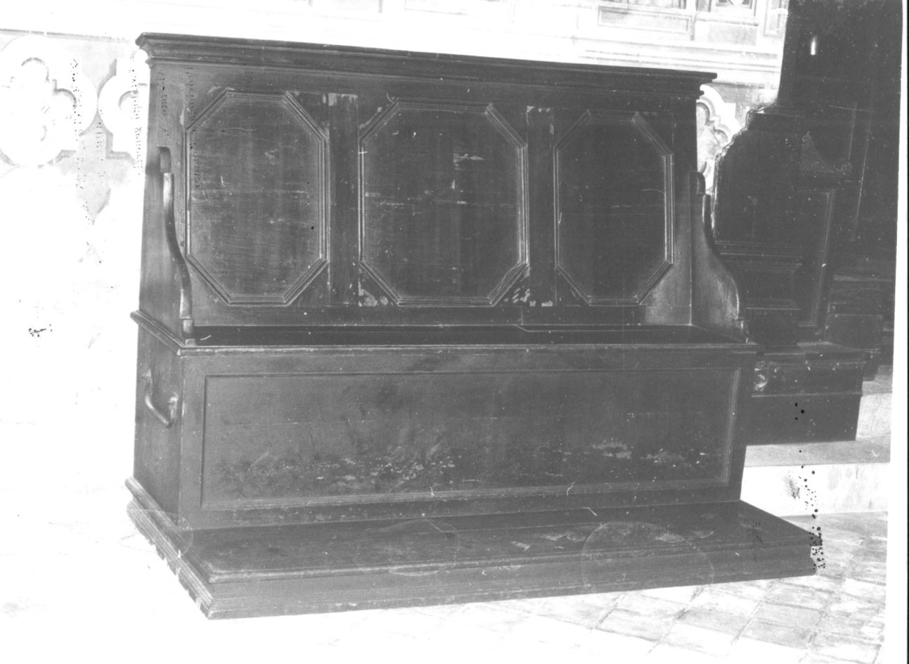 cassapanca, opera isolata - bottega Italia centrale (sec. XVI)