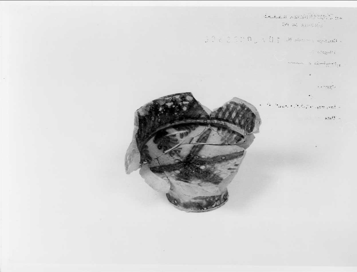 ciotola, opera isolata - bottega italiana (seconda metà sec. XV)