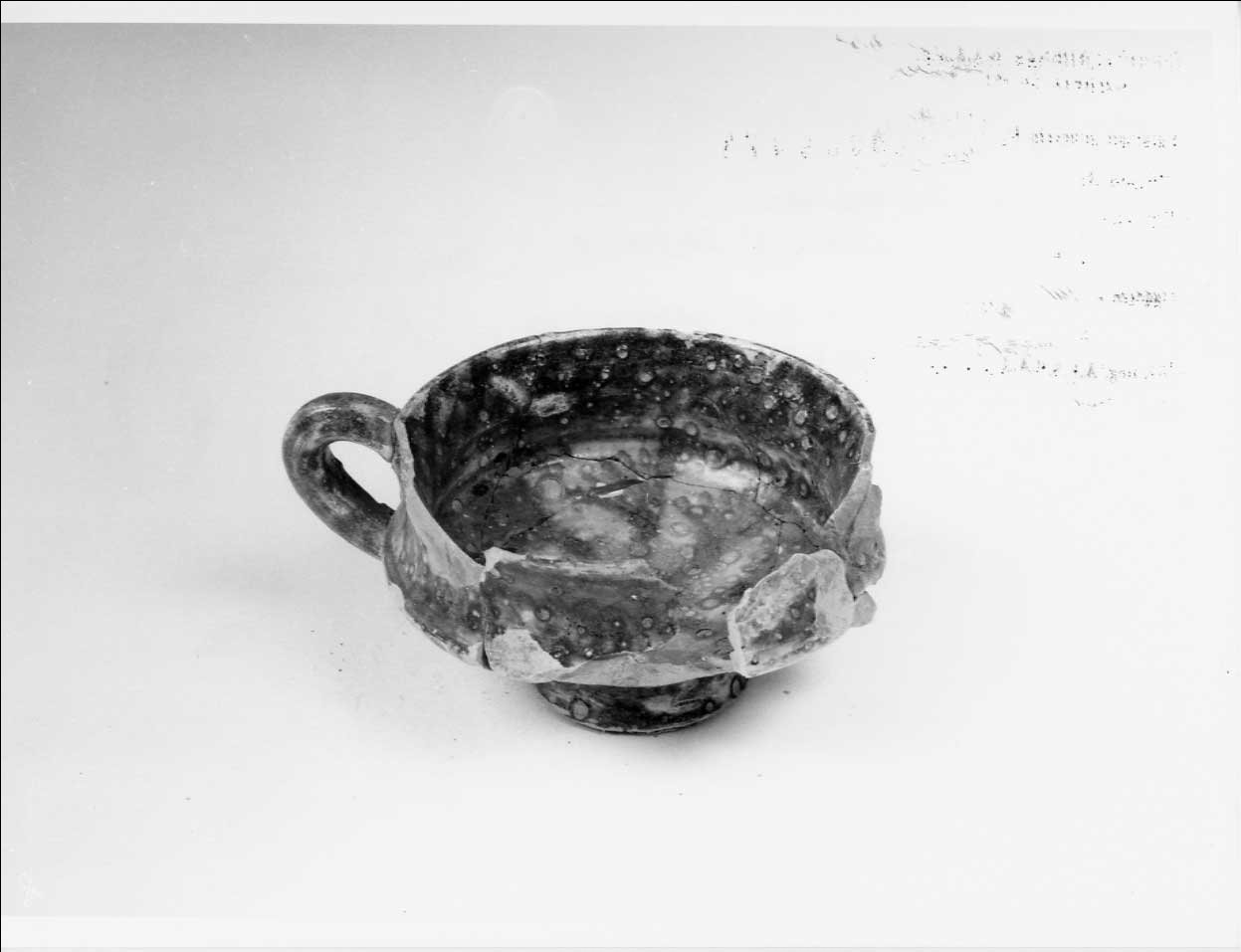 ciotola, opera isolata - bottega italiana (seconda metà sec. XV)