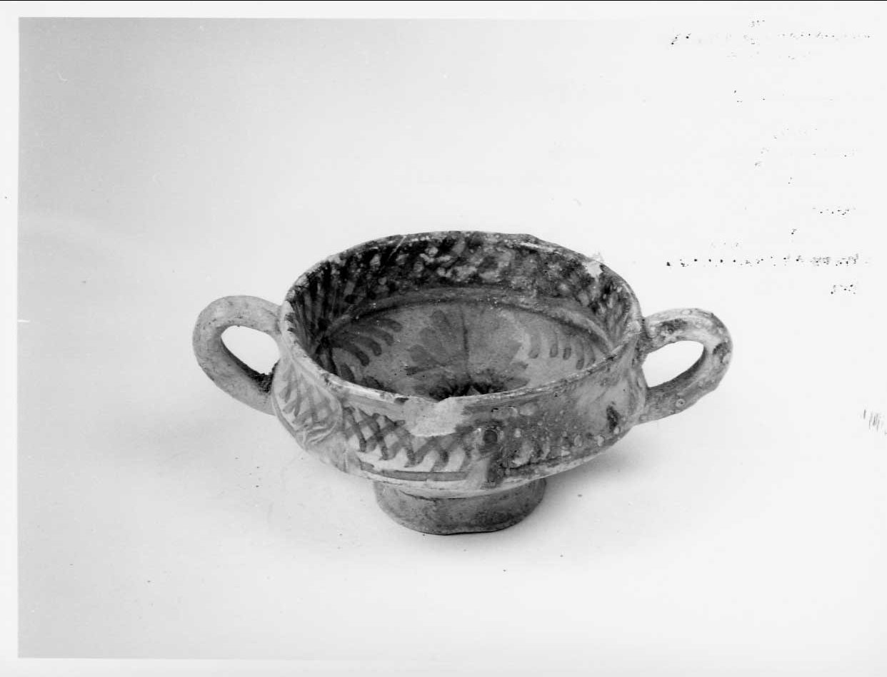 ciotola, opera isolata - bottega italiana (seconda metà sec. XV)