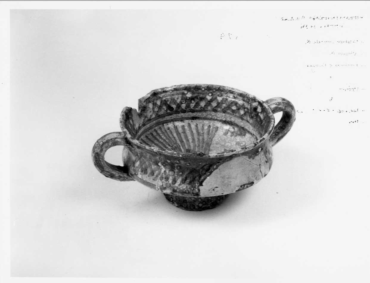 ciotola, opera isolata - bottega italiana (seconda metà sec. XV)