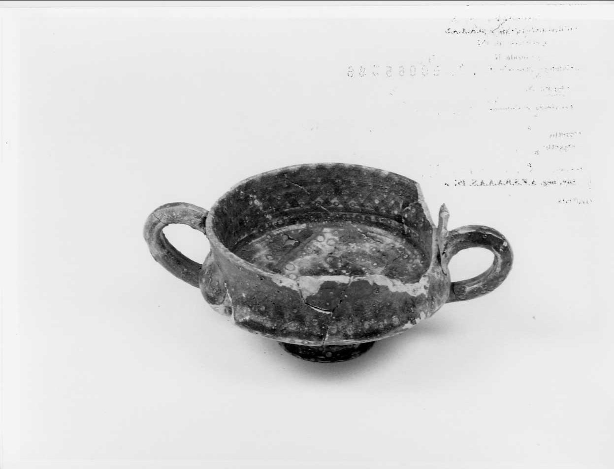 ciotola, opera isolata - bottega italiana (seconda metà sec. XV)