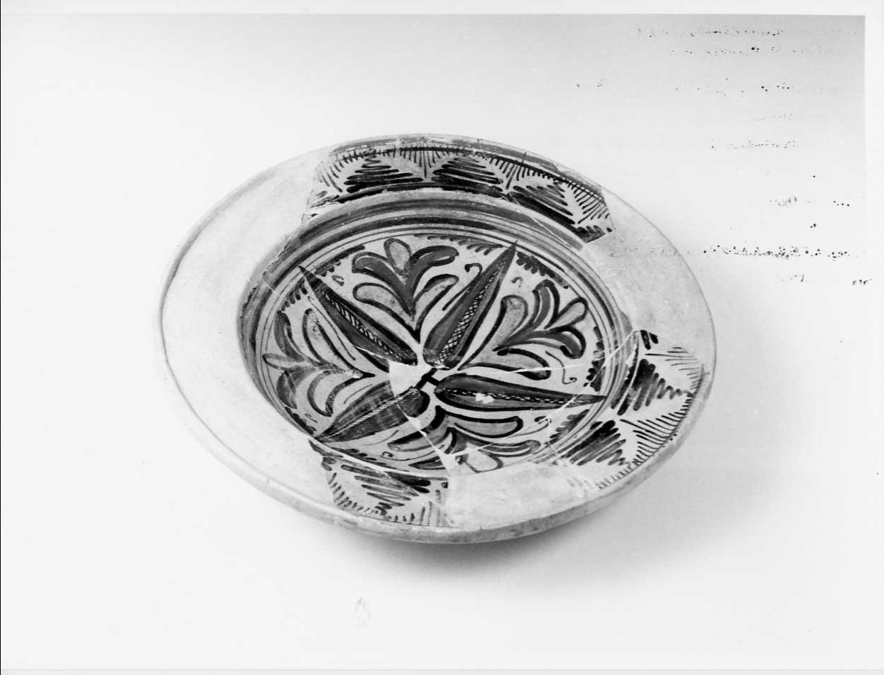 piatto, opera isolata - bottega italiana (seconda metà sec. XV)