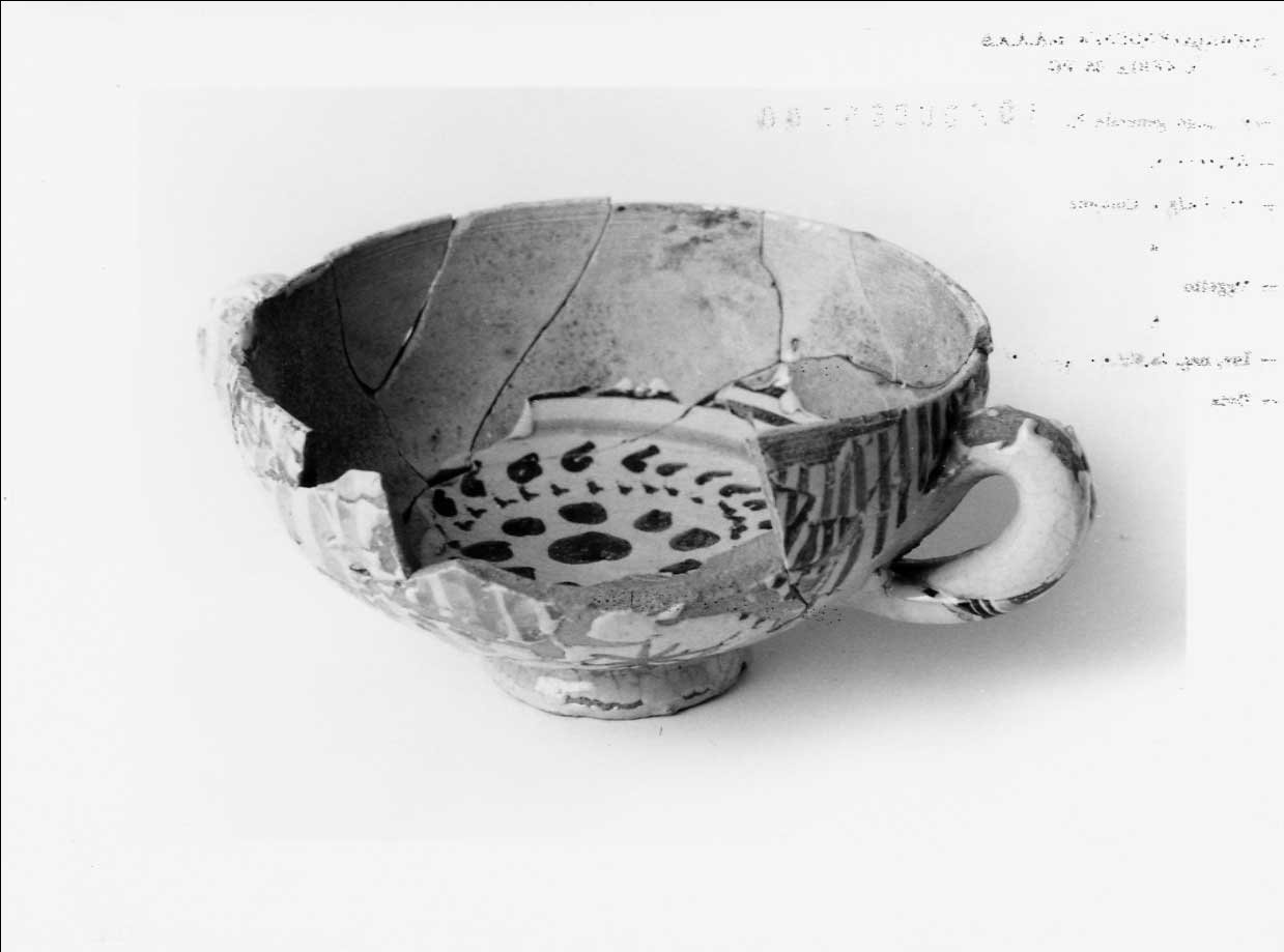 ciotola, opera isolata - bottega italiana (seconda metà sec. XV)