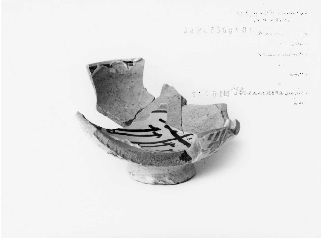 ciotola, opera isolata - bottega italiana (seconda metà sec. XV)