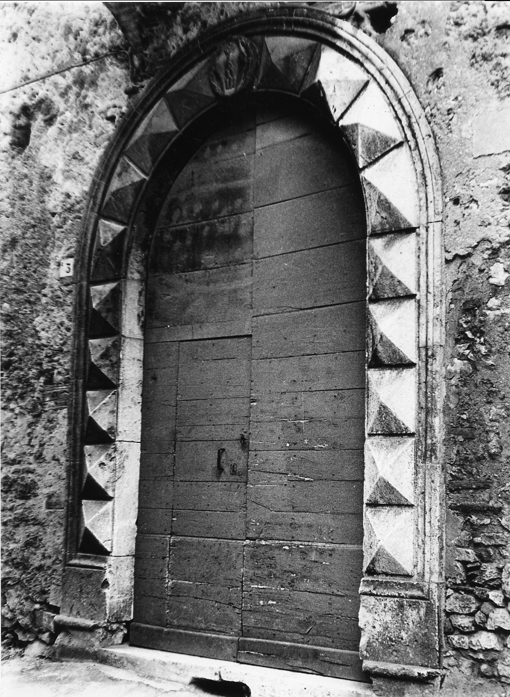 portale, serie - produzione umbra (sec. XVII)