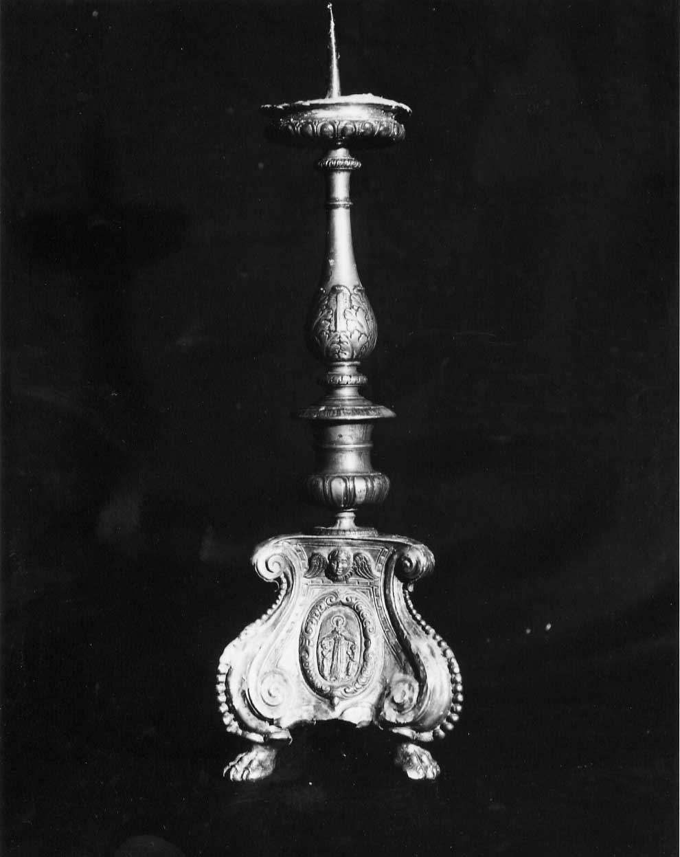 candeliere da chiesa, serie - bottega italiana (sec. XVII)