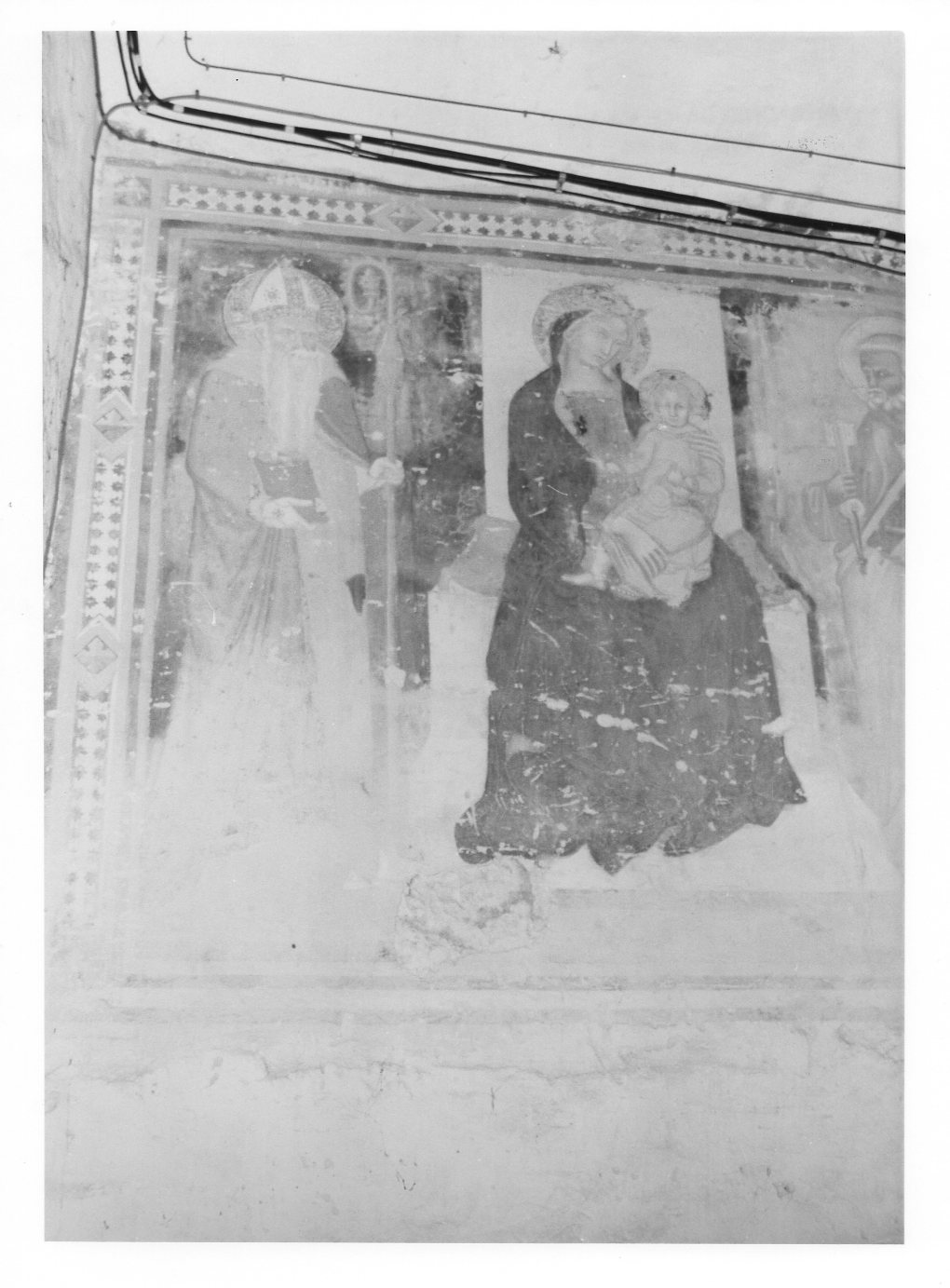 Madonna con Bambino e Santi (dipinto murale, opera isolata) - ambito orvietano (sec. XIV)